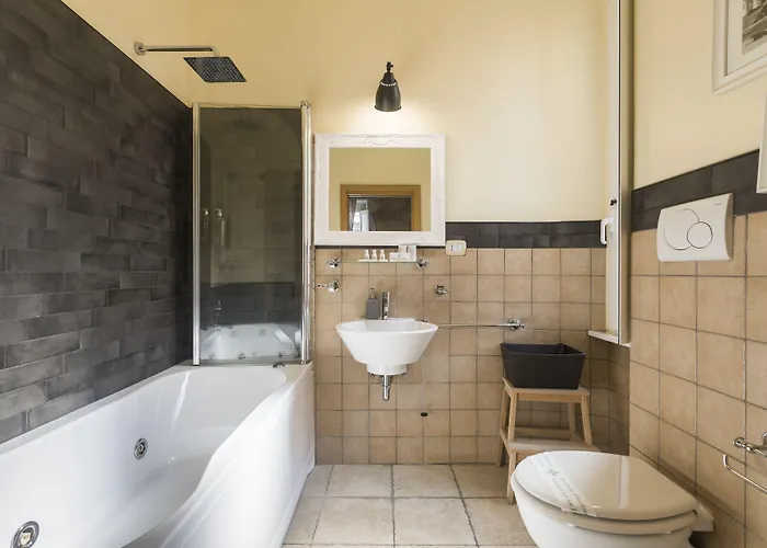 Trastevere לינה וארוחת בוקר 4*